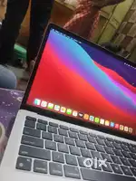 MacBook Air M1 (8GB/256GB) Excellent Condition 61W Original Adapter