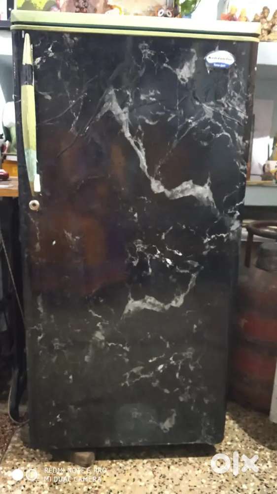 Refrigerator In good Condition.