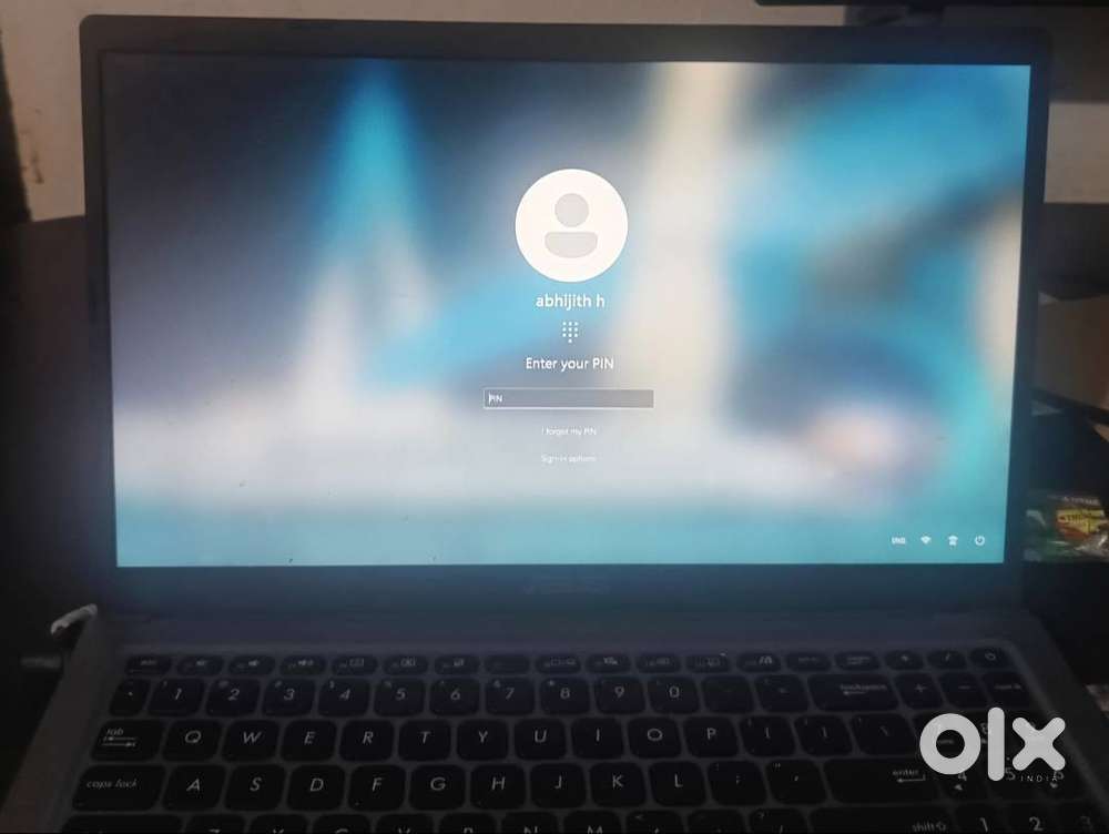 ASUS VIVOBOOK 15