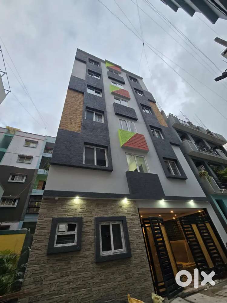 Pg building for rent