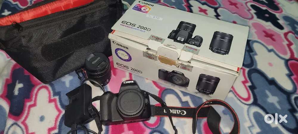 Canon 200D DSLR Camera (Like New, With Box) – ₹28,000 Fixed