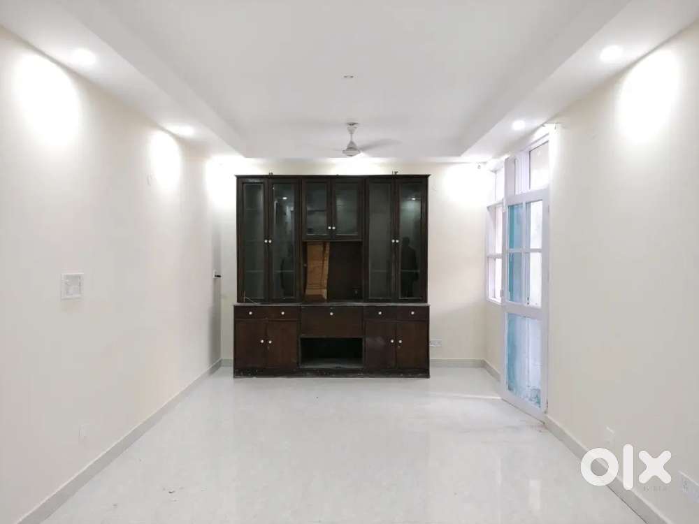 THREE BHK SEMI FURNISHED, RENT -55000