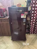 Whirlpoor fridge 180 litres
