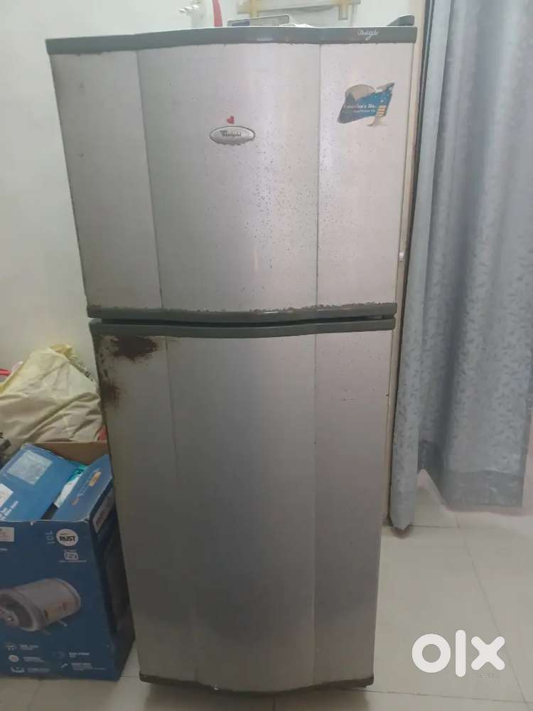 Whirlpool double door refrigerator