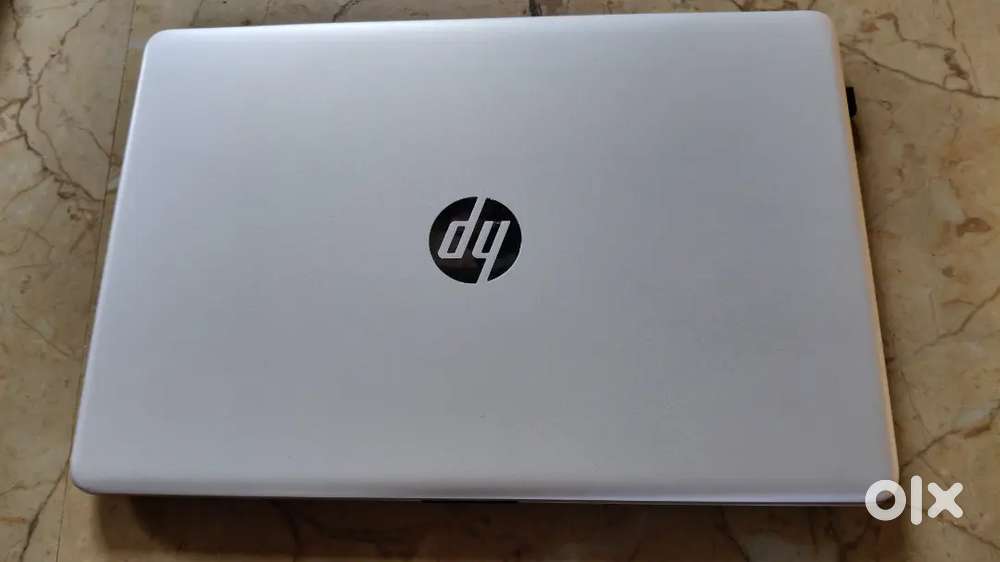 H.p leptop i3 512 SSD 11 GN