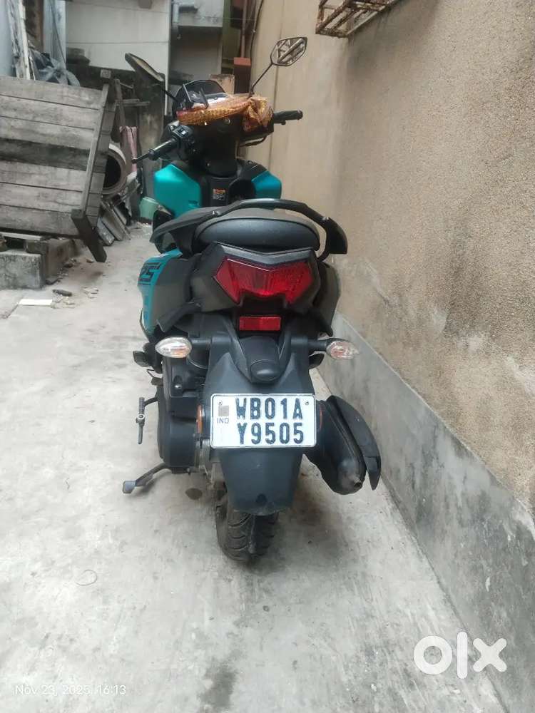 Only 7 Month Old Yamaha RayZR 2025 model with Brand Warranty
