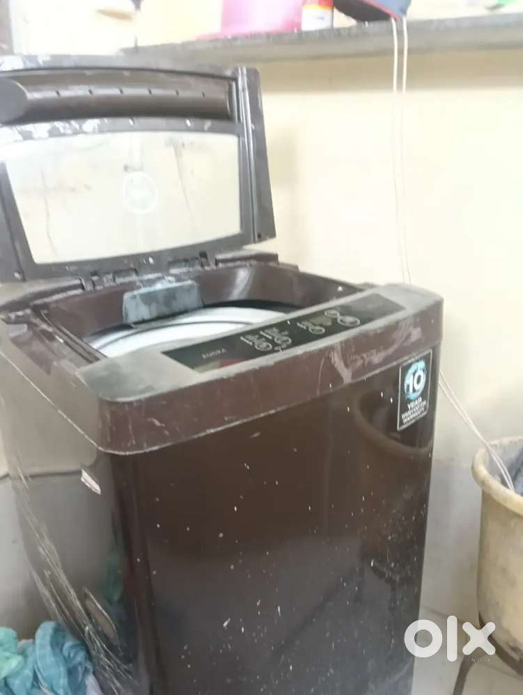 Urgent Old fridge, washing machine sale