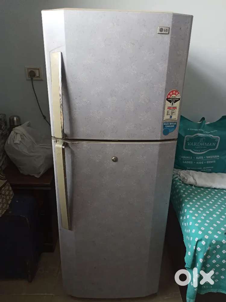 LG REFRIGERATOR