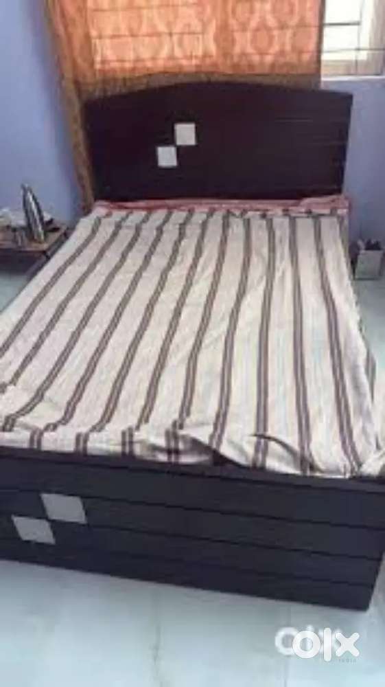 2 beds with coat for urgent sale