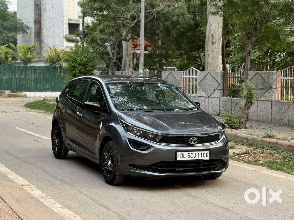 Tata Altroz XE Petrol, 2022, Petrol