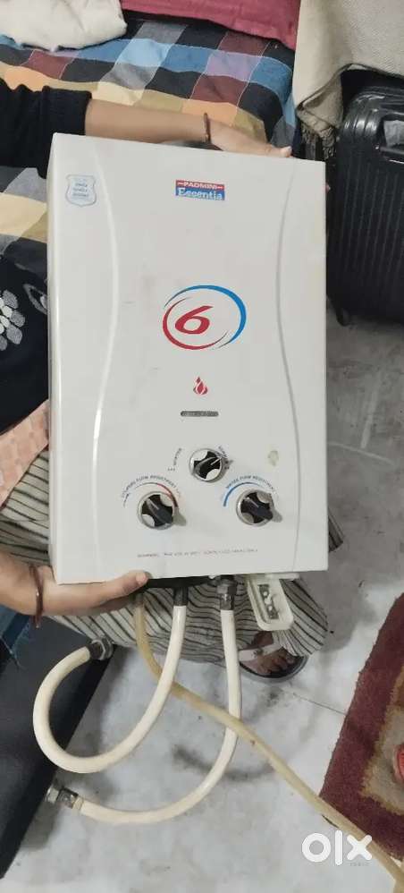 Gas Geyser Rate Rs 4500