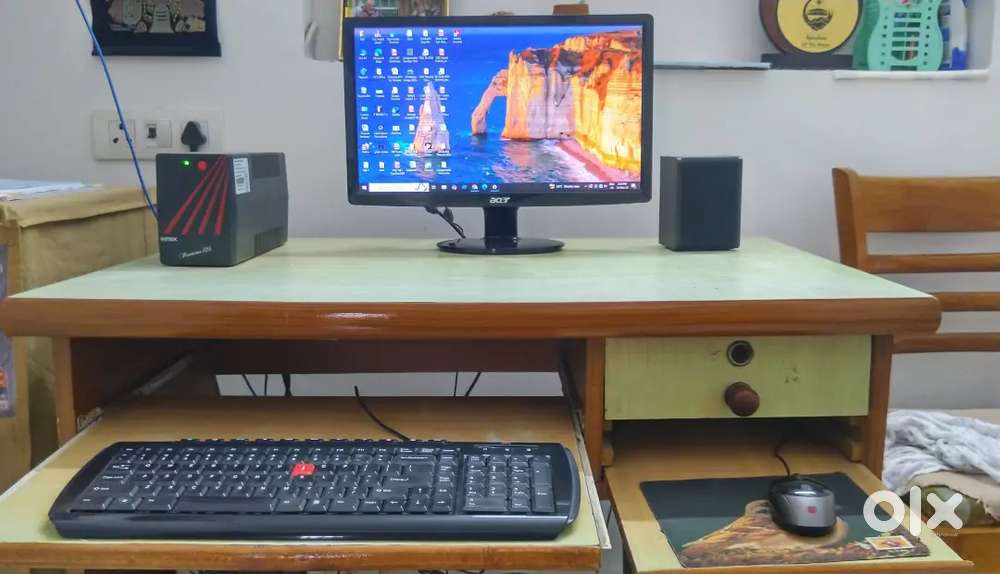 Desktop PC –Intel i5, 8GB RAM, GT710,1.13TB, Windows10Pro+Monitor,k&m