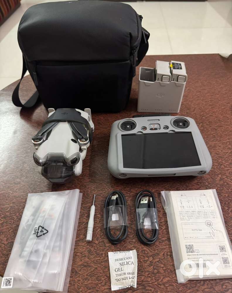 DJI mini 4 pro (Fly More Combo)