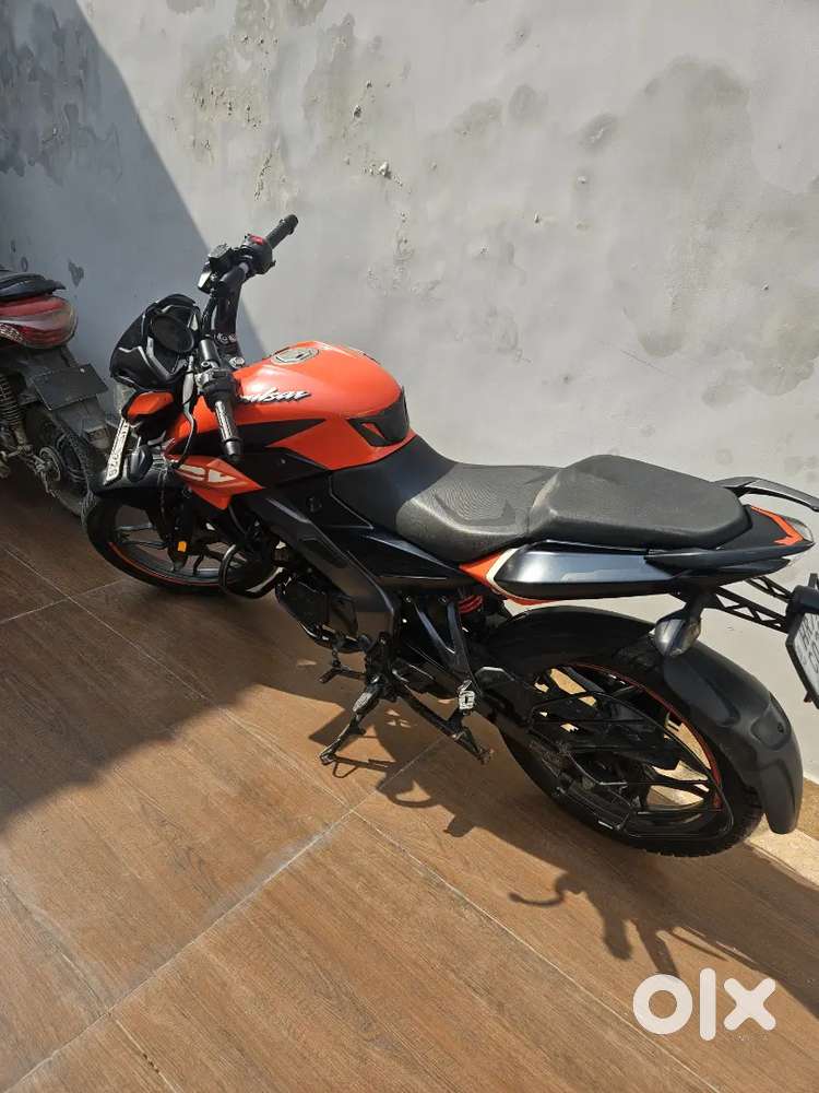 1 hande driven good mileage