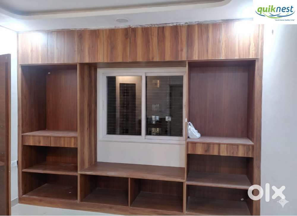 3 BHK Semi-Furnished Apartment for Lease in Mantri Serenity