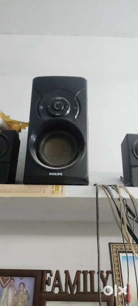 Samsung DVD player & philips Home dhiator