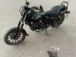 2022 model Showroom condition Avenger Street 150 black color for sale