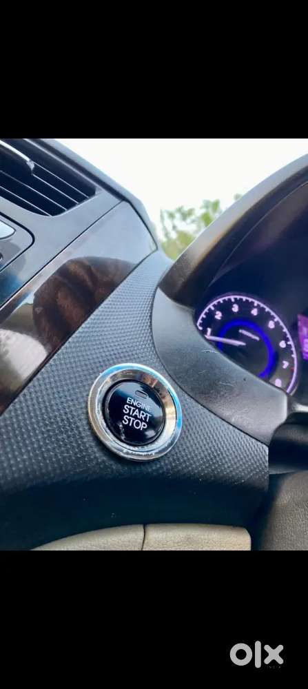 Hyundai Verna 2014 Petrol 80000 Km Driven