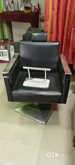 Parlour chair parlour and hair wash station