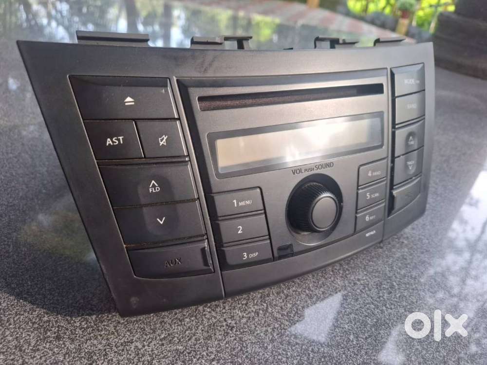 Maruti Suzuki Dezire Audio head unit: Model No.: CQ-JZ4166N