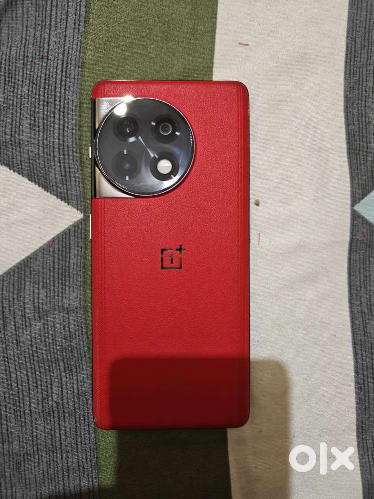 OnePlus red 11r mint condition 8gb 128gb rom