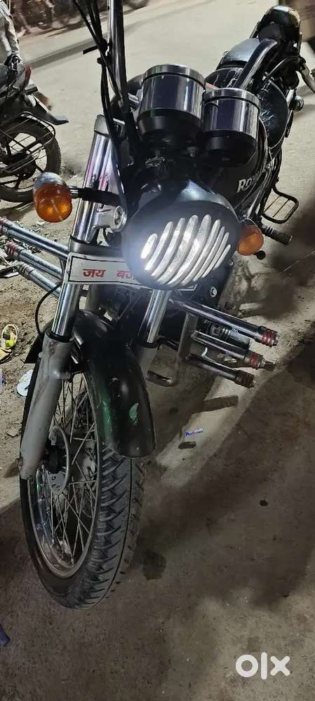 Royal Enfield Thunderbird 350