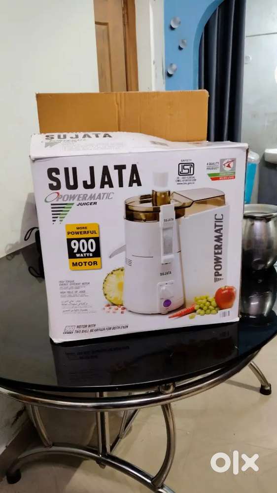 Sujatha 900 watts juicer