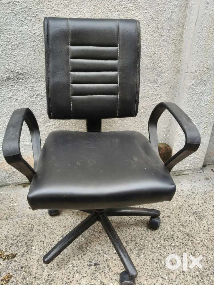 Computer chair
