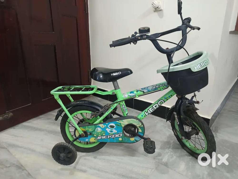 Model: Hero Jackoo, with support wheel for 4 to 7 years old