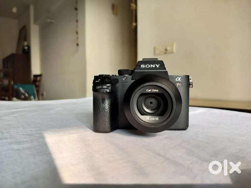 Sony A7R2 with 35mm lens for sell