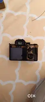 Sony 7m3 body 2years old light used