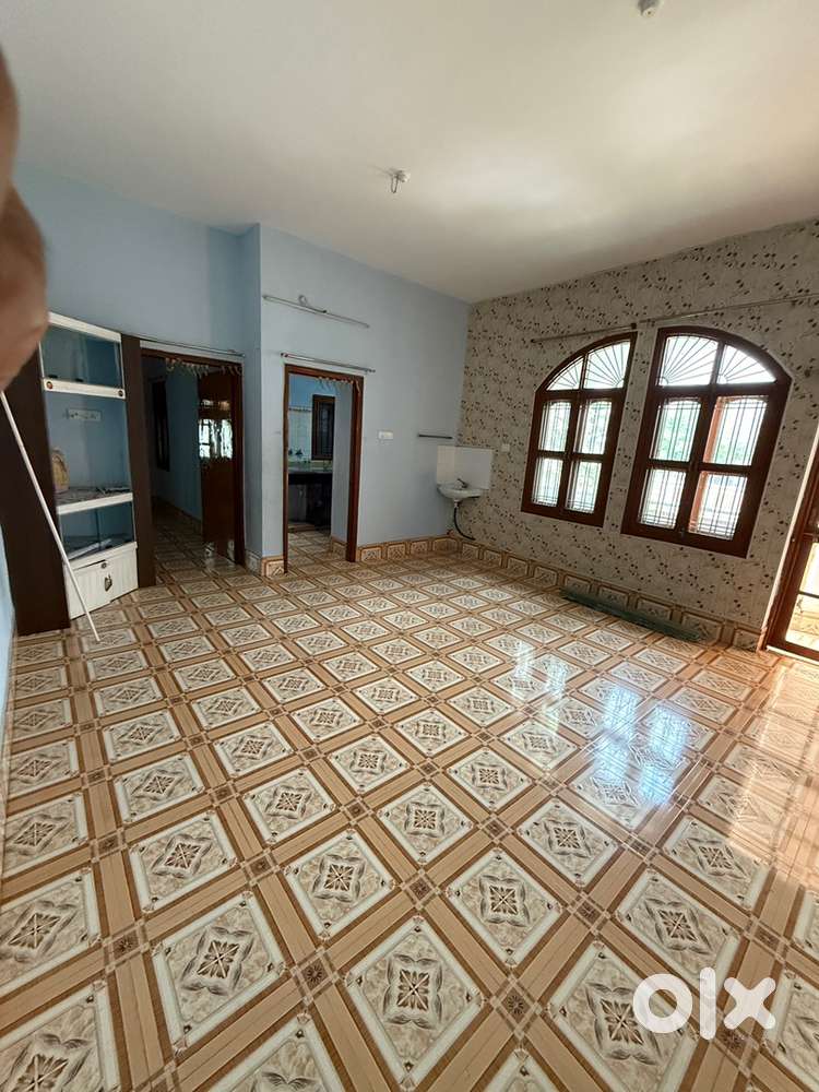 Spacious 2BHk house for rent - 1st floor