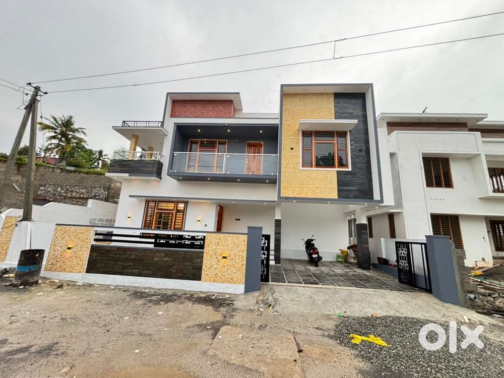 New house for sale Kazhakuttam Chanthavila