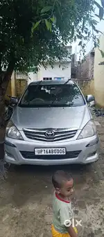 Toyota Innova 2010 Diesel 157000 Km Driven