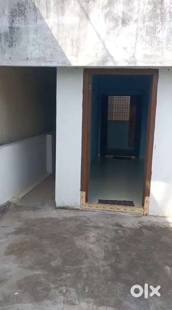 Rent for Single room with bathroom near Ambedkar statue Morampudi
