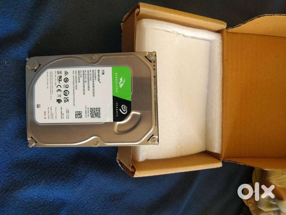 NEW 1tb Seagate baracuda desktop internal hard drive - Rs.2100