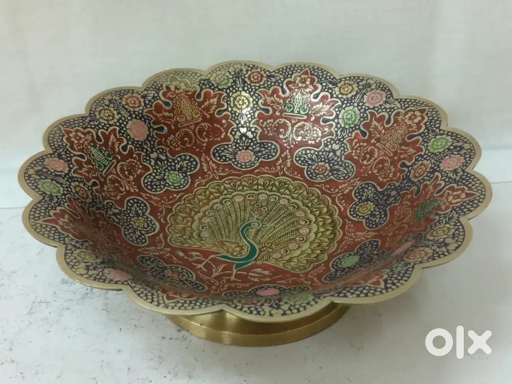 Antique pure brass solid heavy hand embossed fruit bowl 25/8 cm.