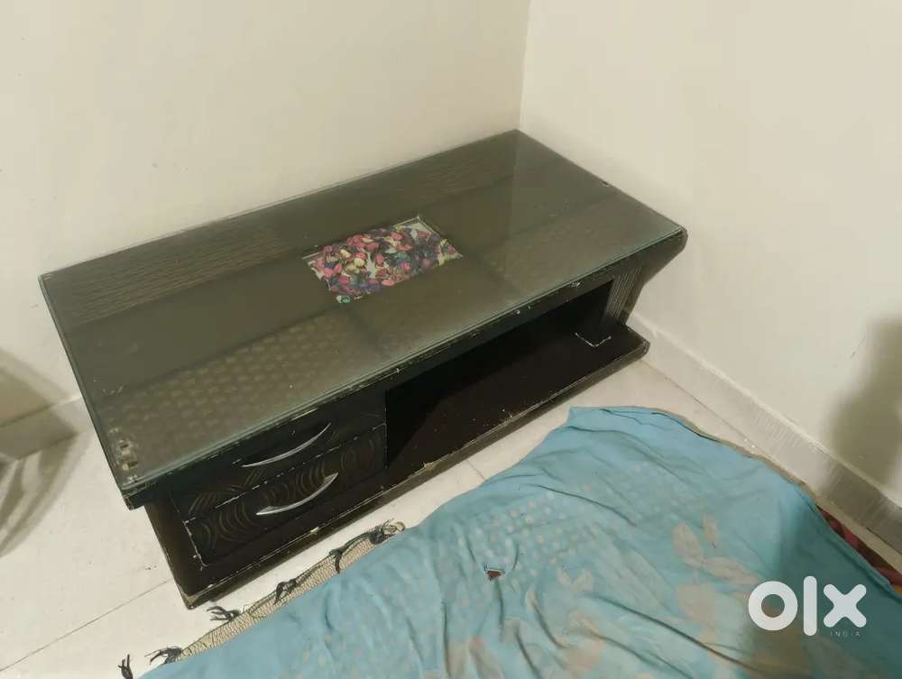 Sofa table with glass