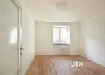 Searching for female flatmate ,clg student or working non smoker girls