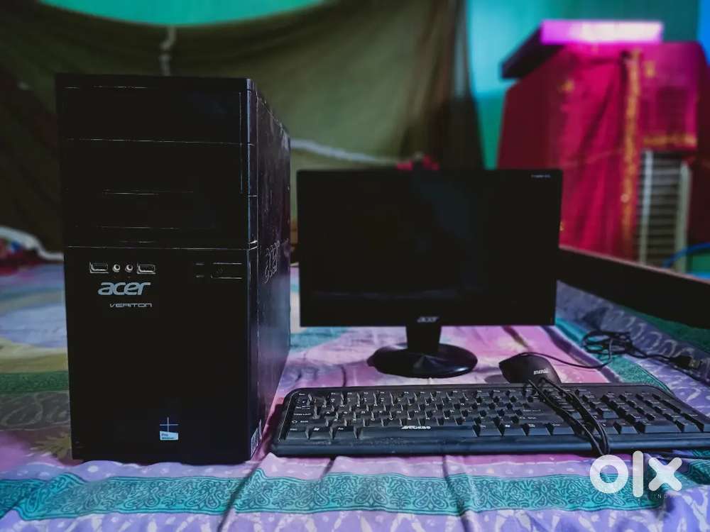 ACER BRANDED COMPLETE COMPUTER SET
