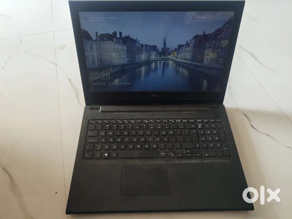 Dell Latitude 3541 laptop with windows OS