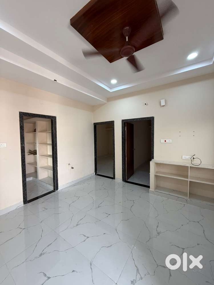 Room mate required 1 person