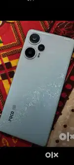 Poco f5 5G 8=256 .bil aur phone hai