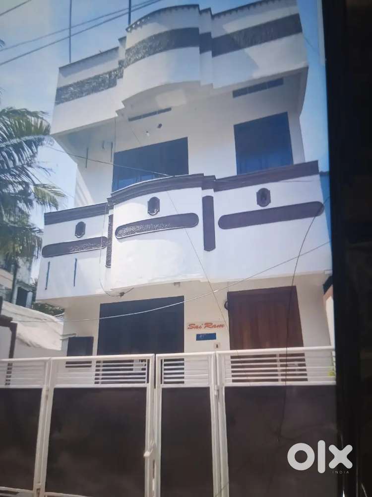 One cent house.Auto way.Well maintance house