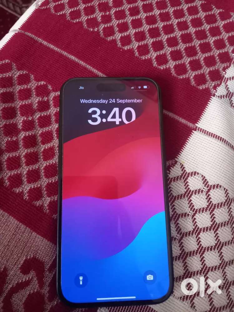 Mujhe  new phone lena hai isliya  sell kari hu