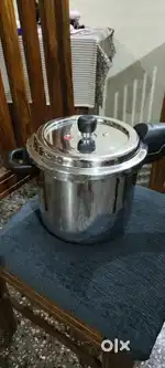 PRESTIGE 5. 5 L PRESSURE COOKER DELUXE ALPHA SVACHHS