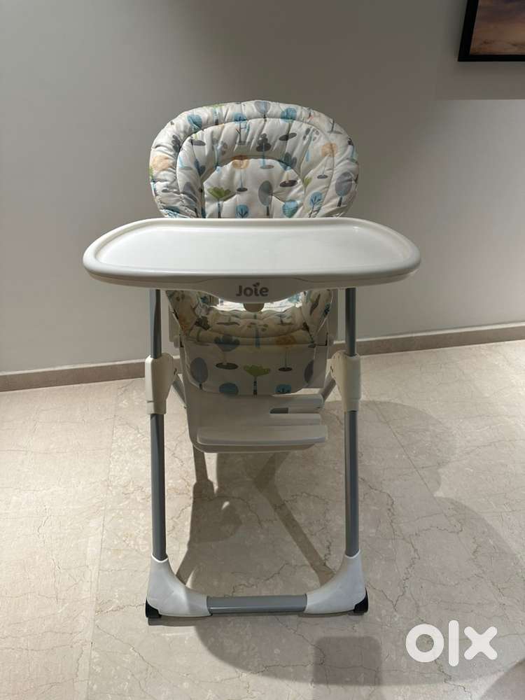 Joie Brand Mimzy 2in1 high chair great condition
