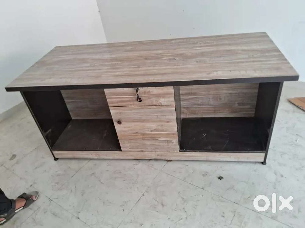 2.5x6 ft. Table for office