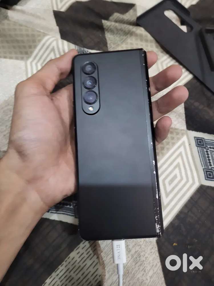 Samsung fold 3