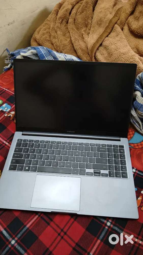Samsung galaxy Book 4 i5 13th generation